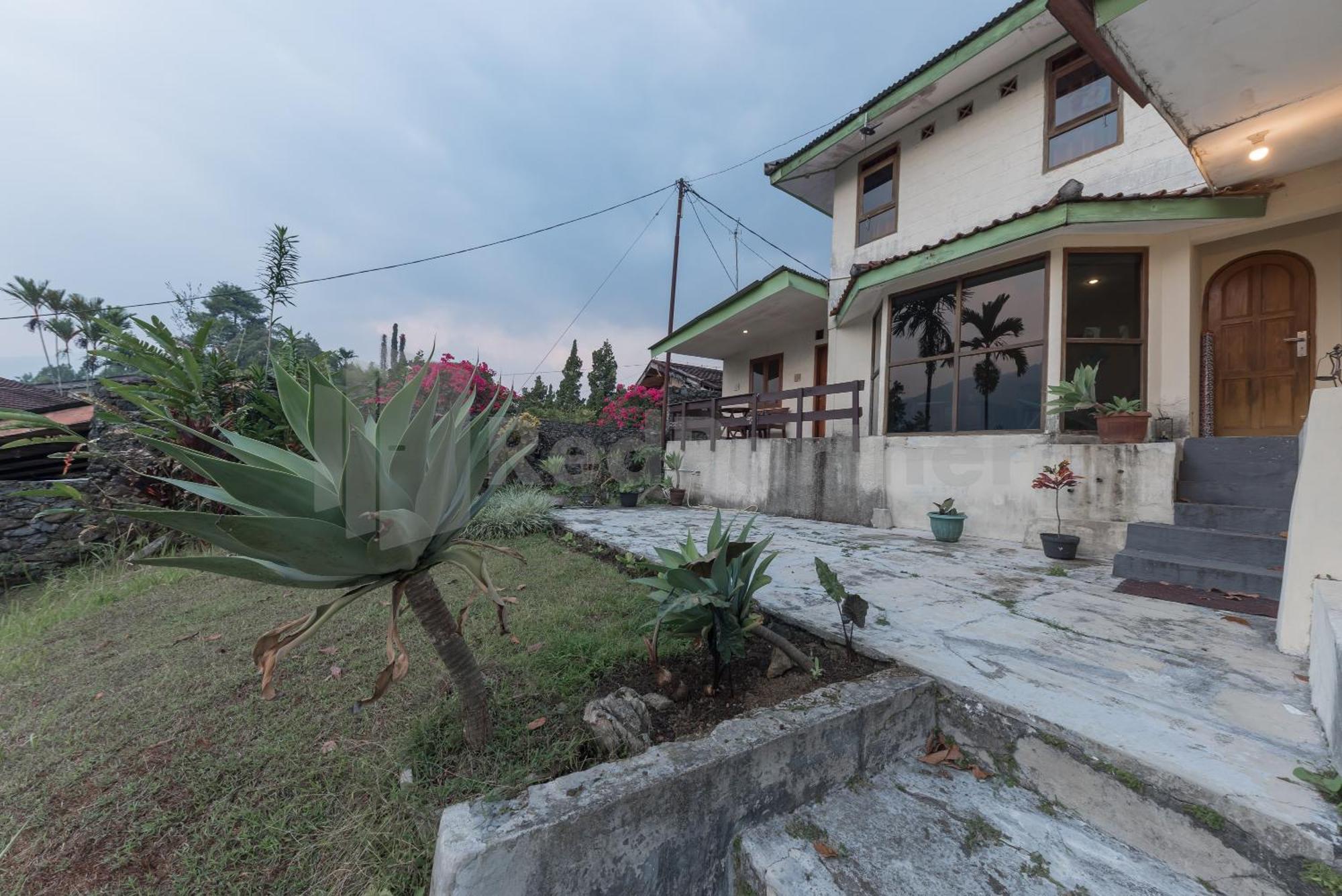 Bens Homestay Mitra Reddoorz Bogor Exteriér fotografie
